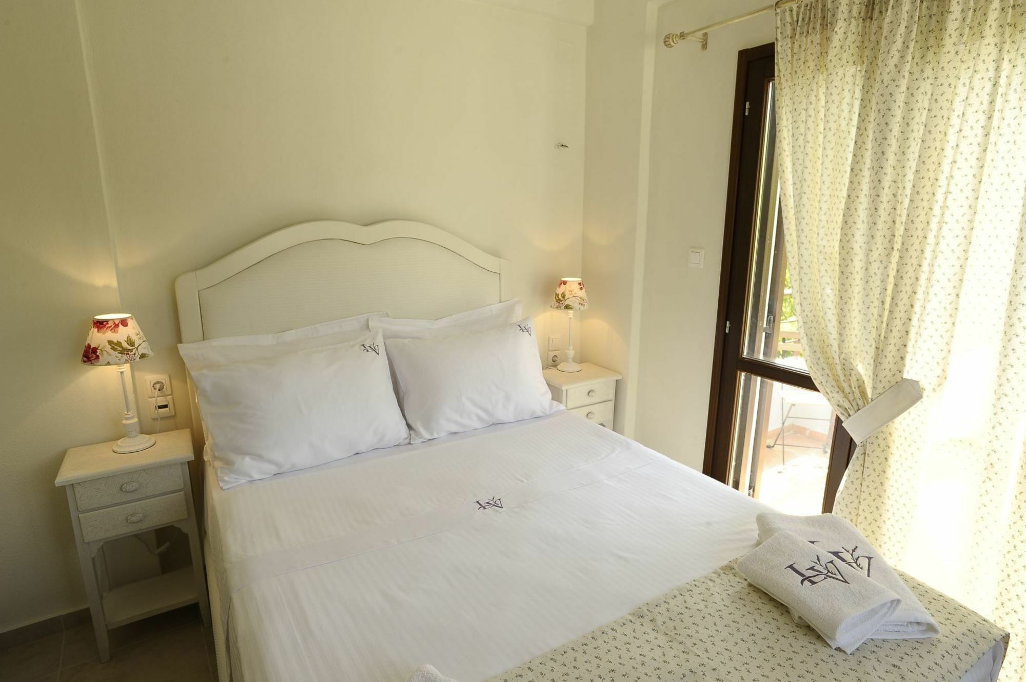 Levantes Villas Kala Nera Buitenkant foto